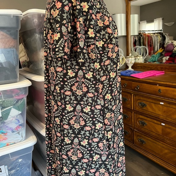 Floral Dress - Picture 4 of 8